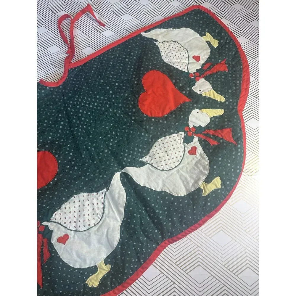 Handmade Vintage Quilted Cottage Christmas Goose Tree Skirt Country Farmhouse